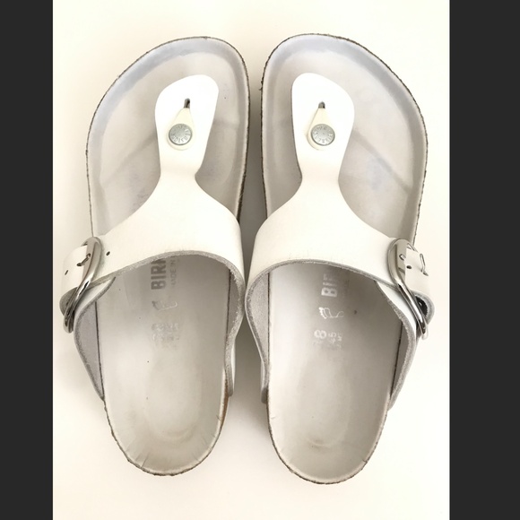 Birkenstock unisex Gizeh buckle white sandals EU 38 / US W7  M5 - Picture 1 of 9